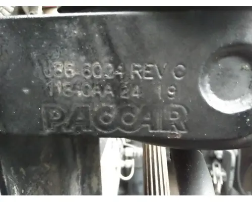 PETERBILT 579 POWER STEERING RESERVOIR