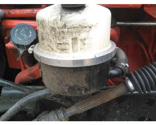 PETERBILT 579 POWER STEERING RESERVOIR