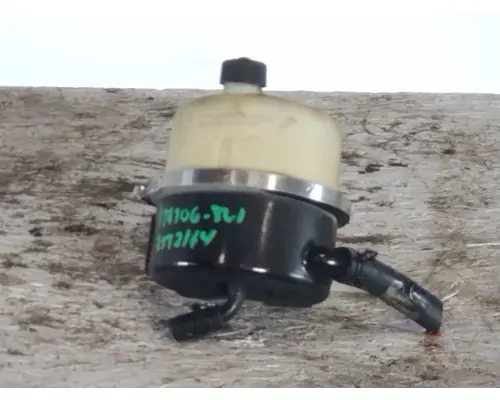 PETERBILT 579 POWER STEERING RESERVOIR