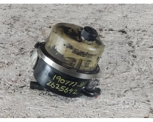 PETERBILT 579 POWER STEERING RESERVOIR