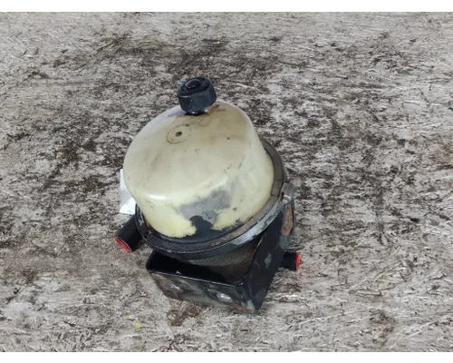 PETERBILT 579 POWER STEERING RESERVOIR