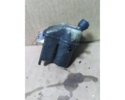 PETERBILT 579 POWER STEERING RESERVOIR