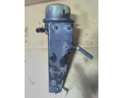 PETERBILT 579 POWER STEERING RESERVOIR