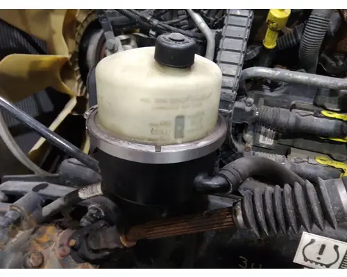 PETERBILT 579 POWER STEERING RESERVOIR