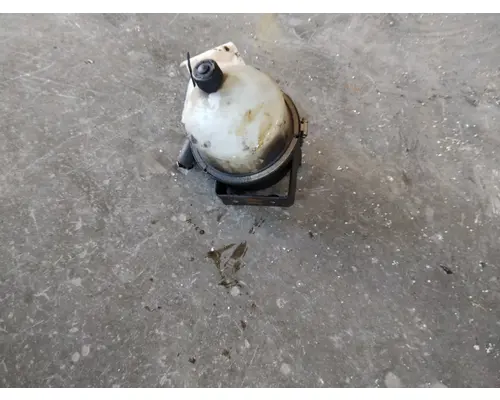 PETERBILT 579 POWER STEERING RESERVOIR