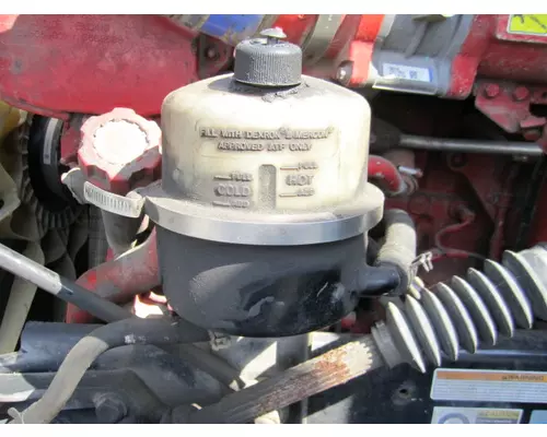 PETERBILT 579 POWER STEERING RESERVOIR