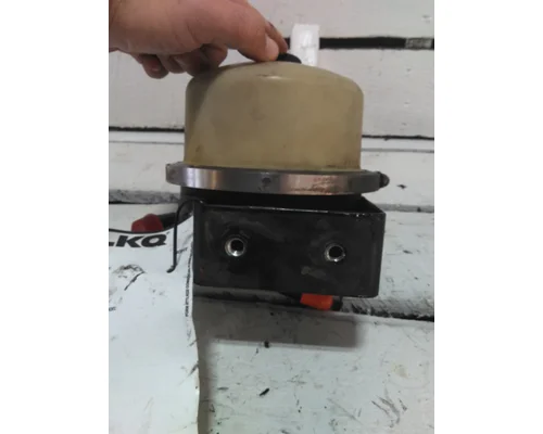 PETERBILT 579 POWER STEERING RESERVOIR