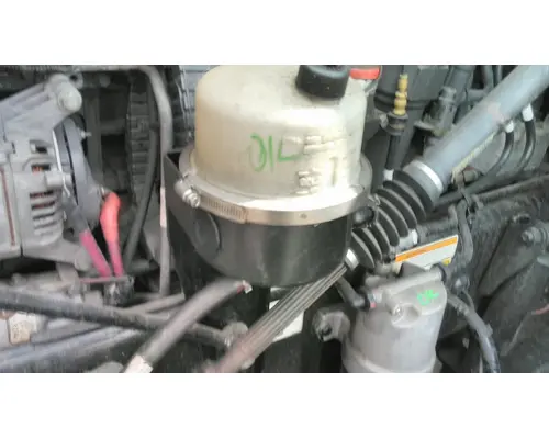 PETERBILT 579 POWER STEERING RESERVOIR