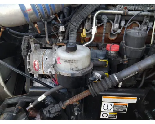 PETERBILT 579 POWER STEERING RESERVOIR