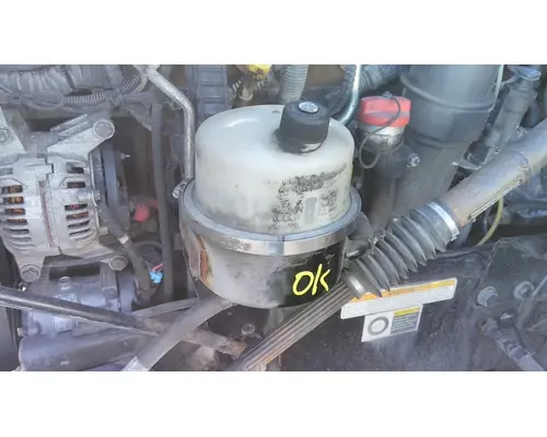PETERBILT 579 POWER STEERING RESERVOIR