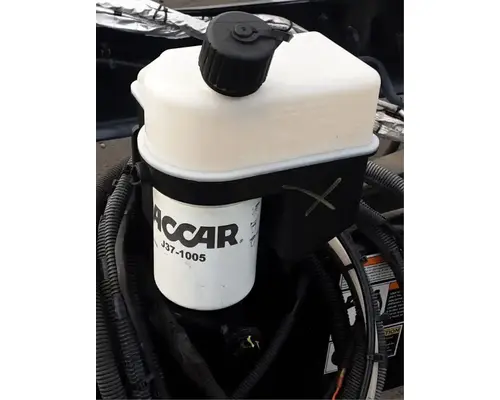 PETERBILT 579 Power Steering Fluid Reservoir