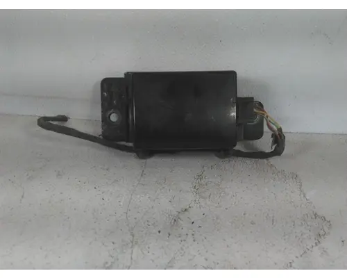 PETERBILT 579 RADAR ANTI-COLLISION MODULE