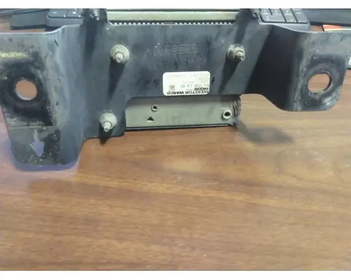 PETERBILT 579 RADAR ANTI-COLLISION MODULE
