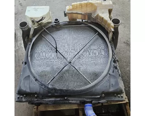 PETERBILT 579 RADIATOR ASSEMBLY