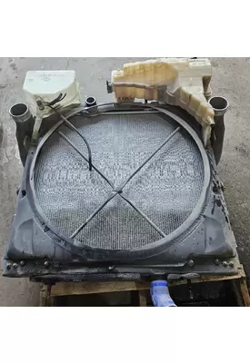 PETERBILT 579 RADIATOR ASSEMBLY