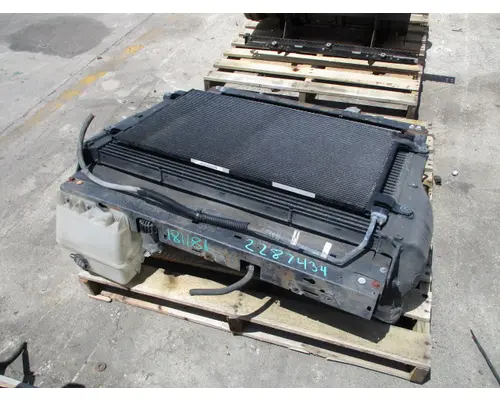 PETERBILT 579 RADIATOR ASSEMBLY in Tampa, FL $400.24 #2287434