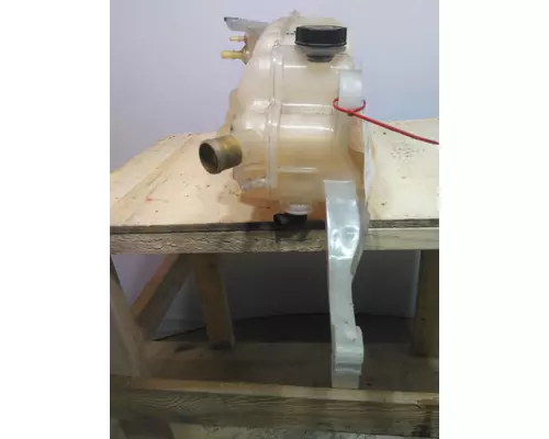 PETERBILT 579 RADIATOR OVERFLOW TANK