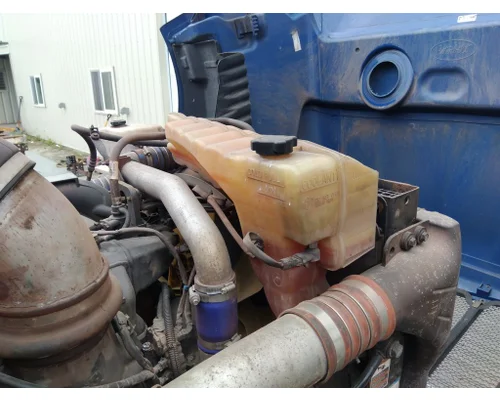 PETERBILT 579 RADIATOR OVERFLOW TANK