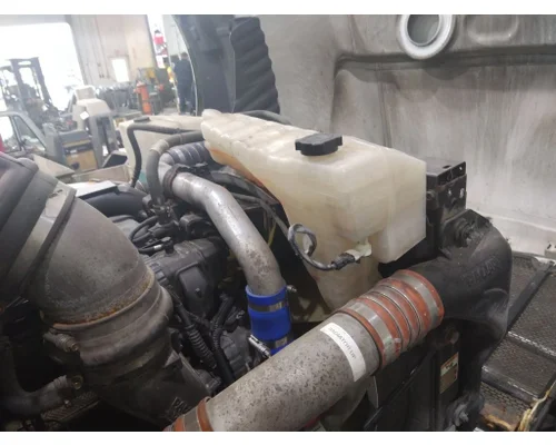 PETERBILT 579 RADIATOR OVERFLOW TANK