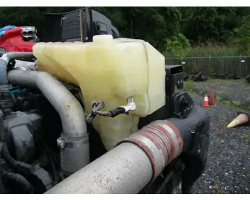 PETERBILT 579 RADIATOR OVERFLOW TANK