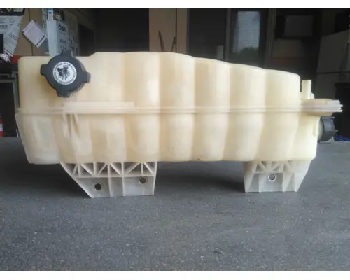 PETERBILT 579 RADIATOR OVERFLOW TANK