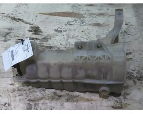 PETERBILT 579 RADIATOR OVERFLOW TANK