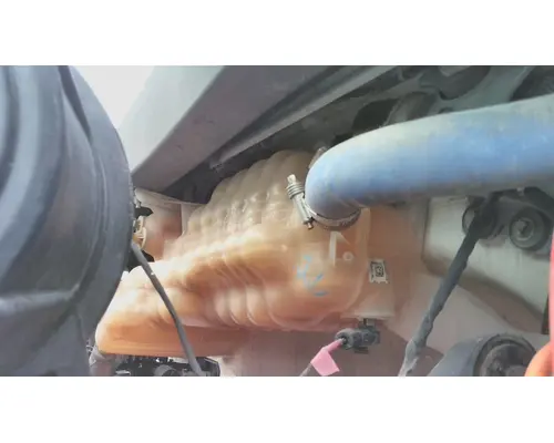 PETERBILT 579 RADIATOR OVERFLOW TANK
