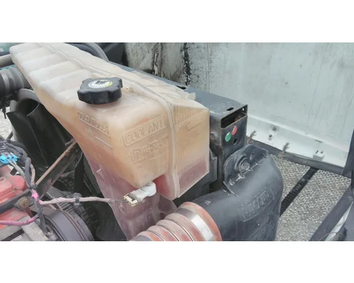 PETERBILT 579 RADIATOR OVERFLOW TANK
