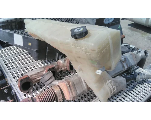 PETERBILT 579 RADIATOR OVERFLOW TANK