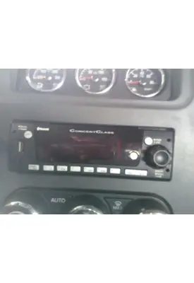 PETERBILT 579 RADIO AM/FM/BLUETOOTH