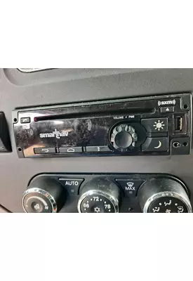 PETERBILT 579 RADIO AM/FM/BLUETOOTH