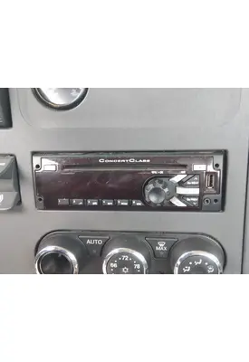 PETERBILT 579 RADIO AM/FM/BLUETOOTH