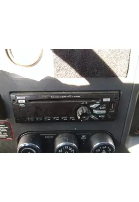 PETERBILT 579 RADIO AM/FM/BLUETOOTH