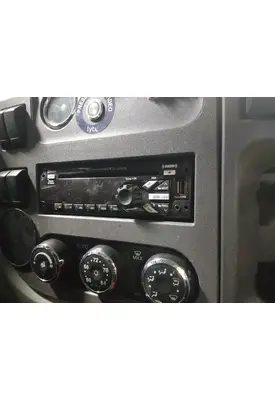 PETERBILT 579 RADIO AM/FM/BLUETOOTH