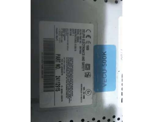 PETERBILT 579 RADIO AMFMBLUETOOTH