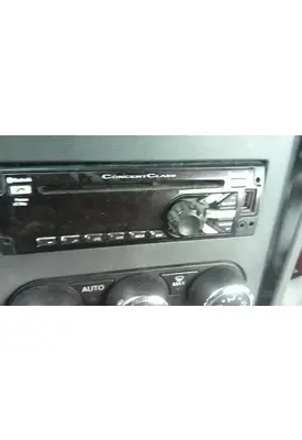 PETERBILT 579 RADIO AM/FM/BLUETOOTH