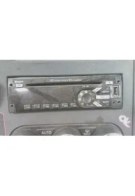 PETERBILT 579 RADIO AM/FM/BLUETOOTH