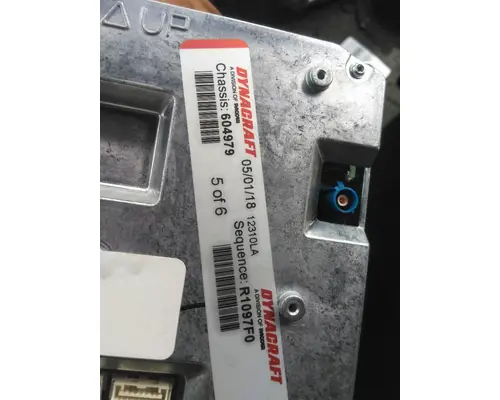 PETERBILT 579 RADIO AV EQUIPMENT