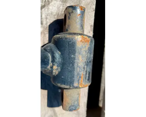 PETERBILT 579 Radiator Core Support