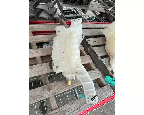 PETERBILT 579 Radiator Overflow Bottle