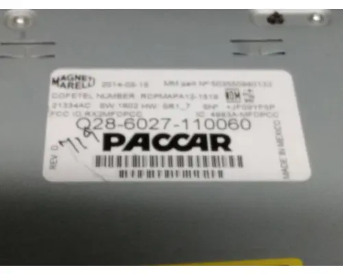 PETERBILT 579 Radio