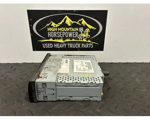 PETERBILT 579 Radio