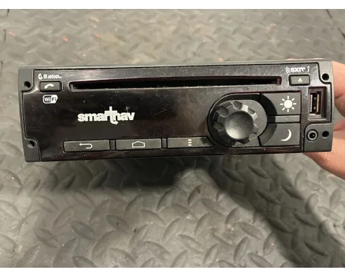 PETERBILT 579 Radio