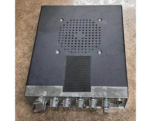 PETERBILT 579 Radio