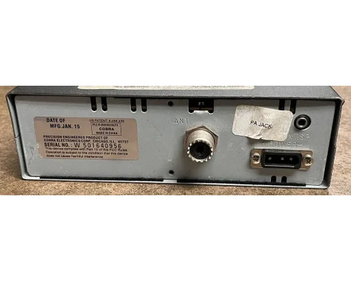 PETERBILT 579 Radio