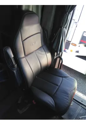 PETERBILT 579 SEAT, FRONT