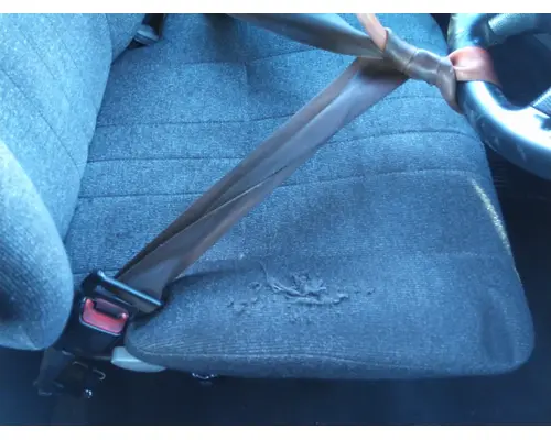 PETERBILT 579 SEAT, FRONT