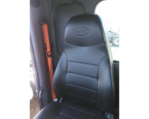 PETERBILT 579 SEAT, FRONT