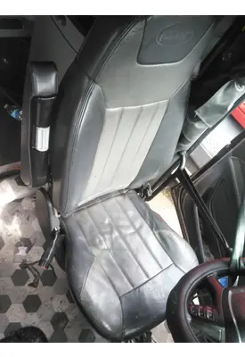 PETERBILT 579 SEAT, FRONT