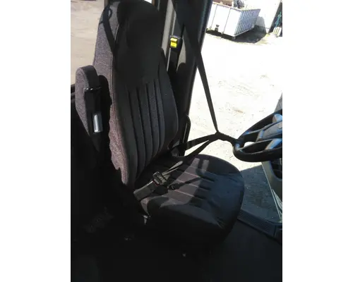 PETERBILT 579 SEAT, FRONT